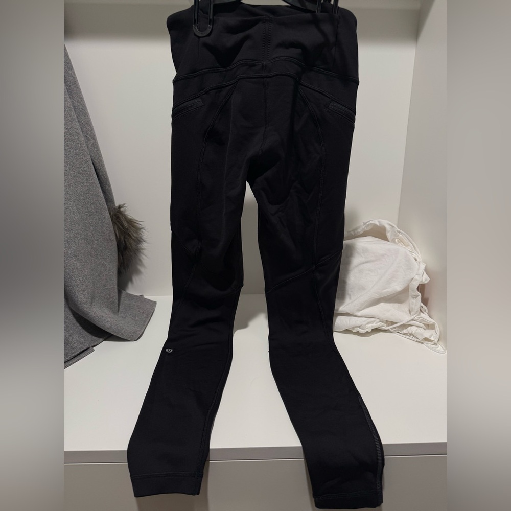 Lululemon zipper pockets Athletic Leggings - Picture 4 of 7